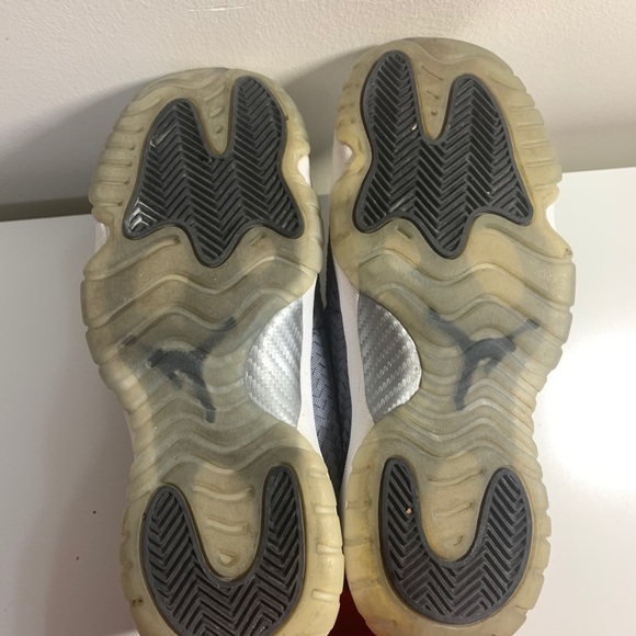 Jordan Futures 👟 - Picture 6 of 7